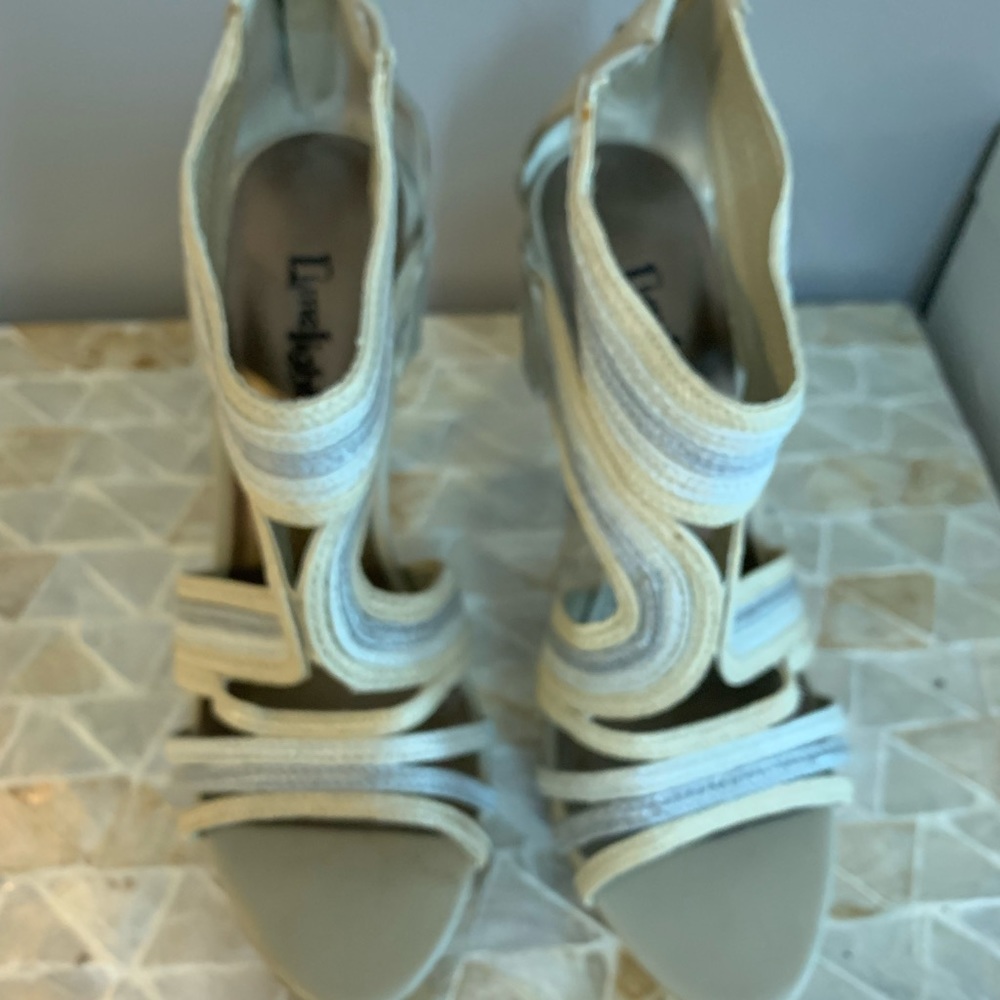 sandals by limelight